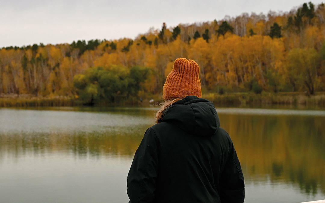 Scattering Ashes Outdoors: A Guide on What You Need to Know